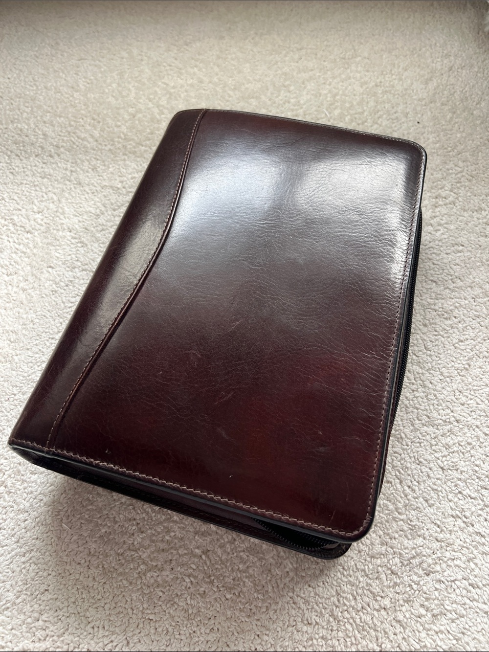 Brown Leather Scullt Zippered 3 Ring Binder Folio